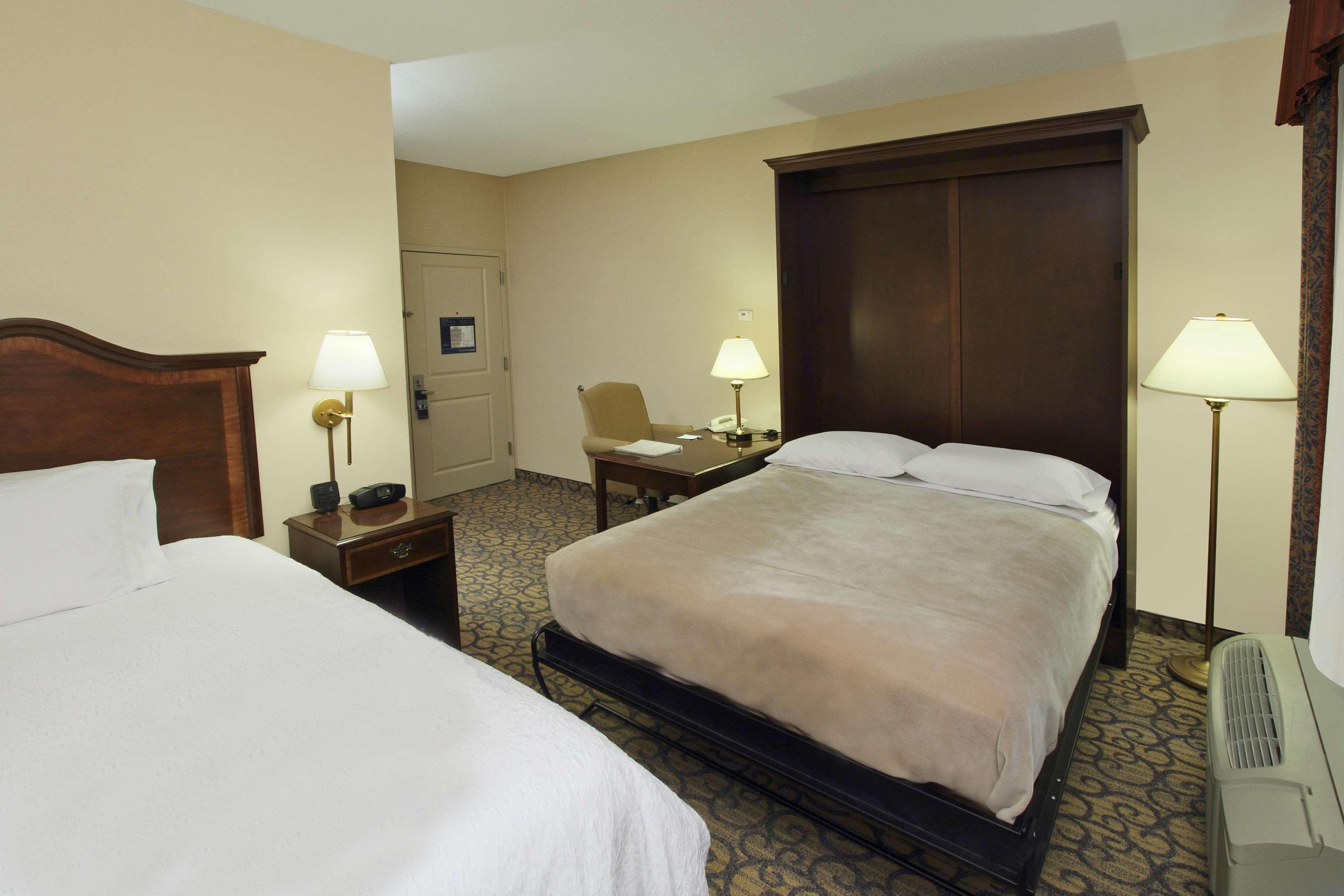 Hampton Inn Princeton Buitenkant foto