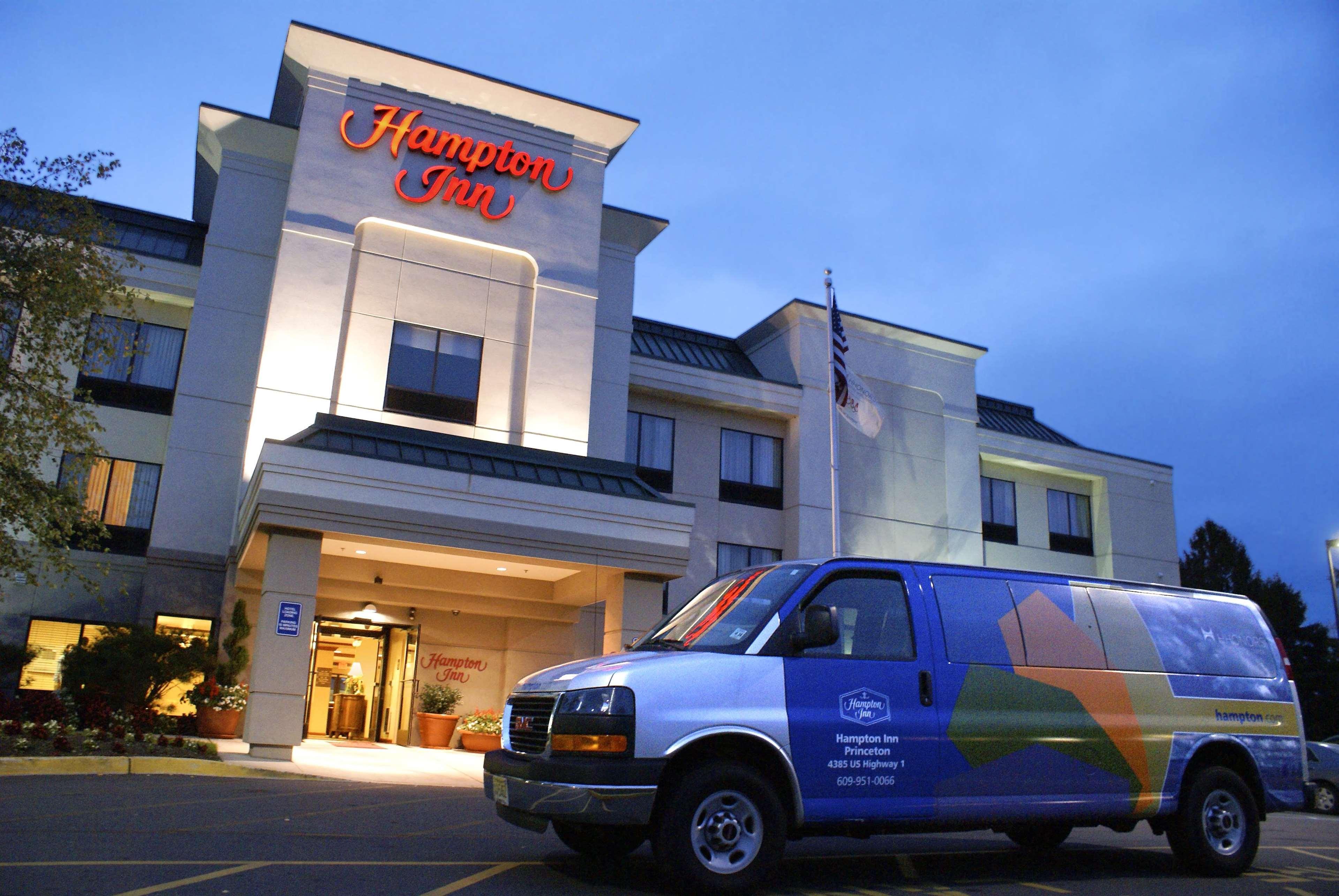 Hampton Inn Princeton Buitenkant foto