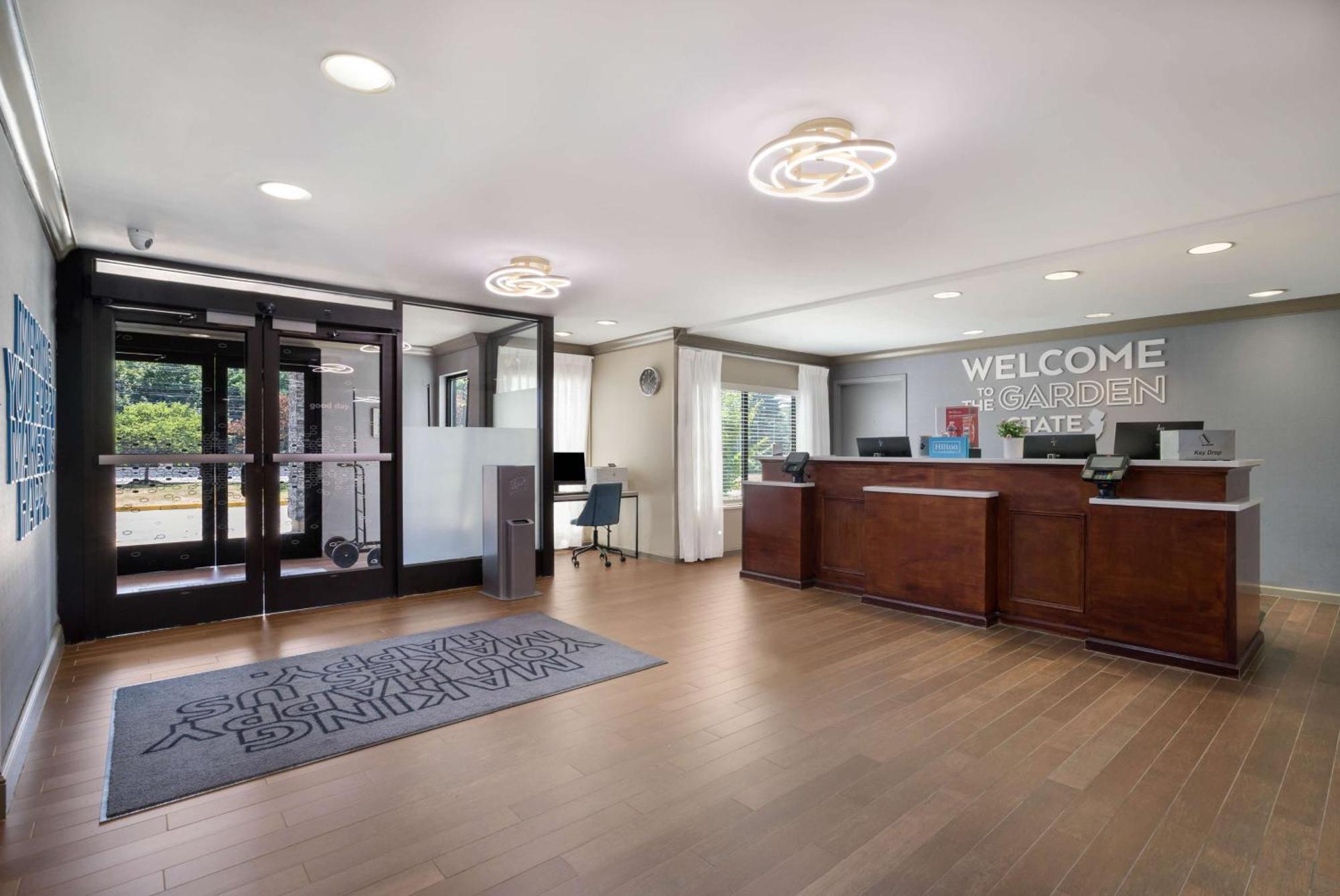 Hampton Inn Princeton Buitenkant foto