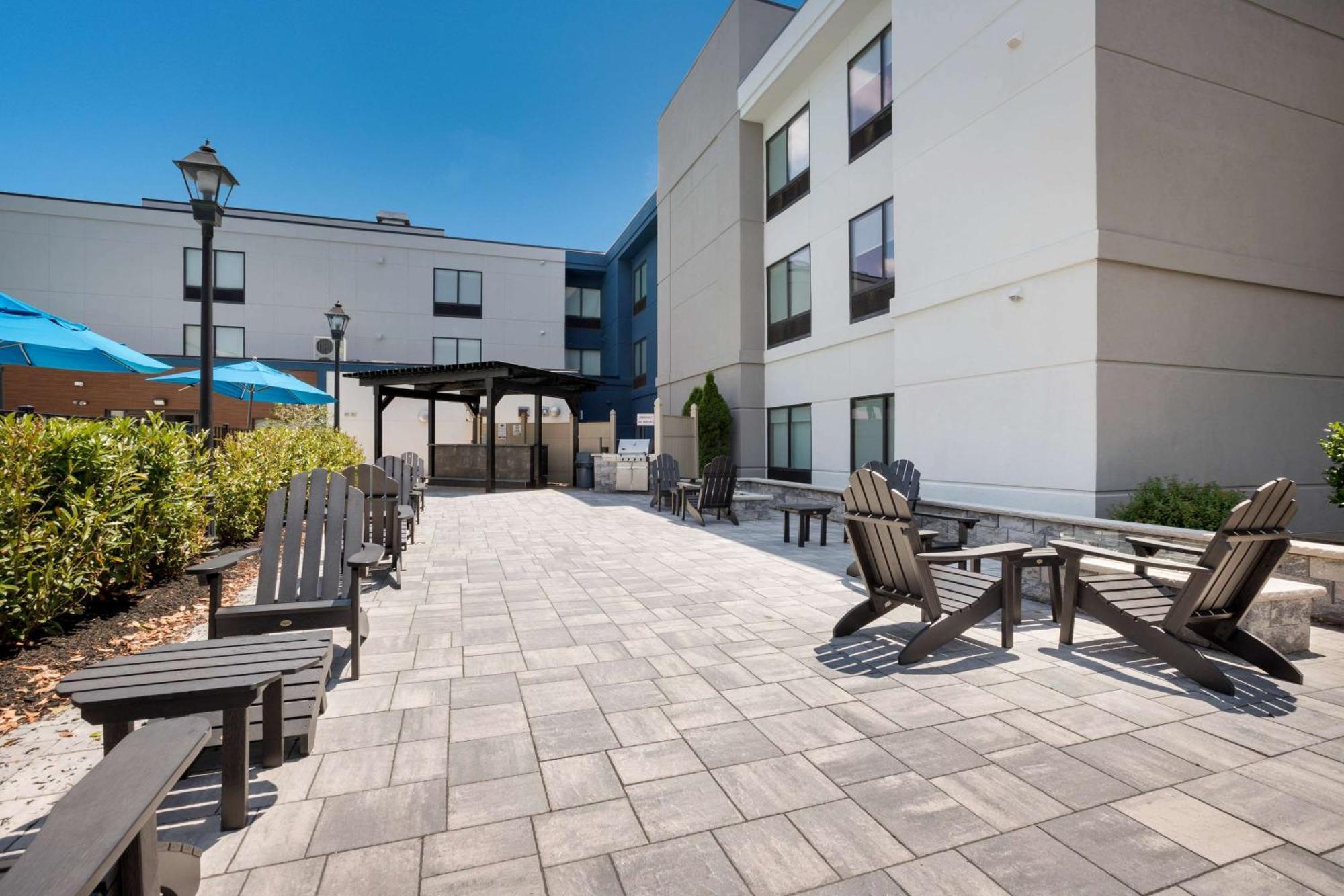 Hampton Inn Princeton Buitenkant foto