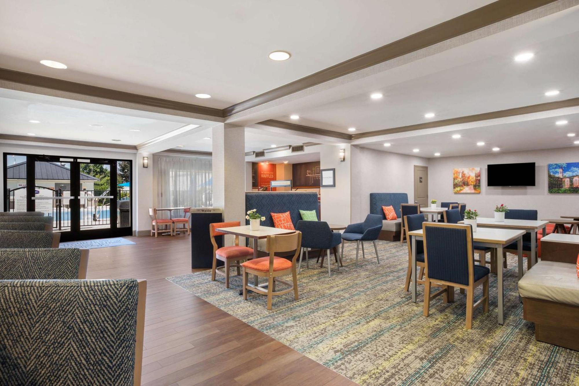 Hampton Inn Princeton Buitenkant foto