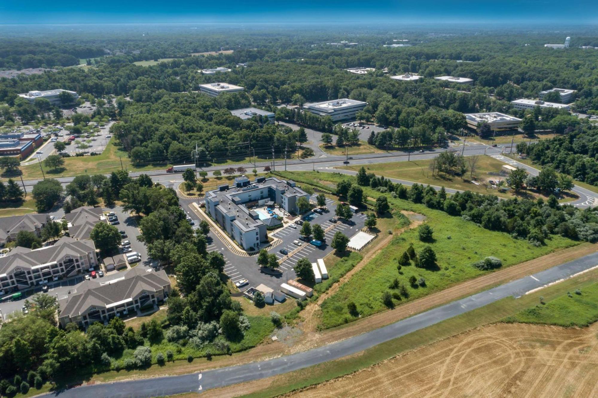 Hampton Inn Princeton Buitenkant foto